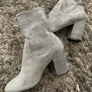 NWOT HALOGEN ANKLE BOOTS